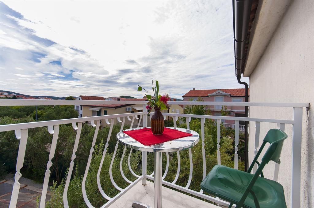Apartments Luca Rogoznica  Exterior photo