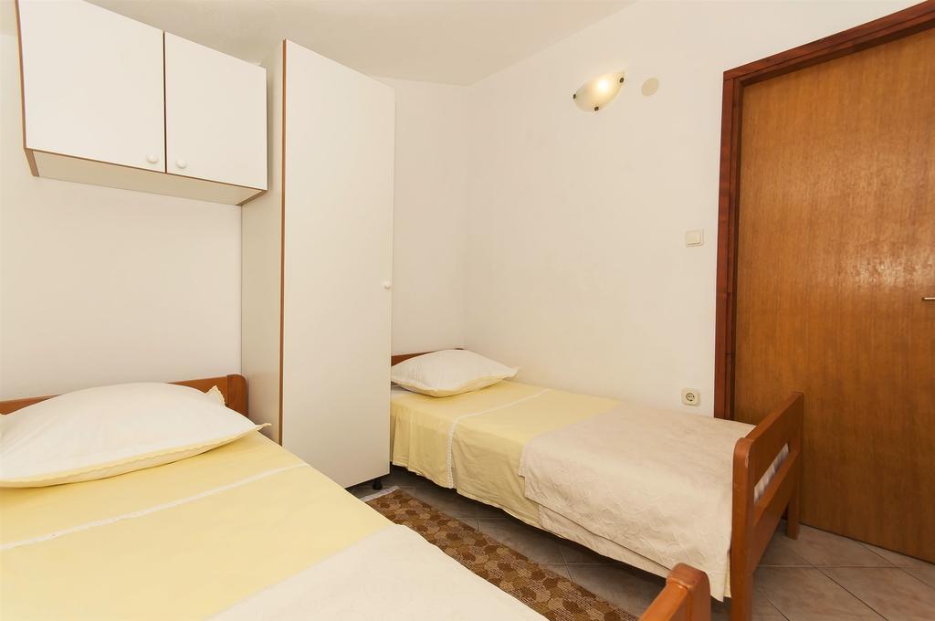 Apartments Luca Rogoznica  Exterior photo
